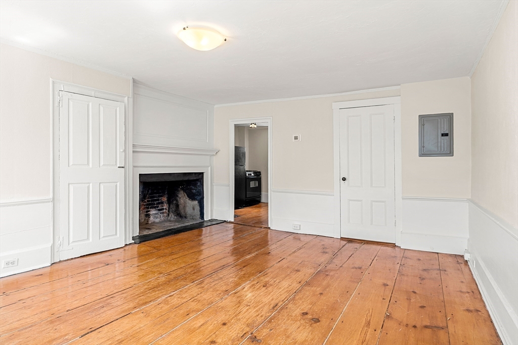 31 Mugford St. Property Photo 8