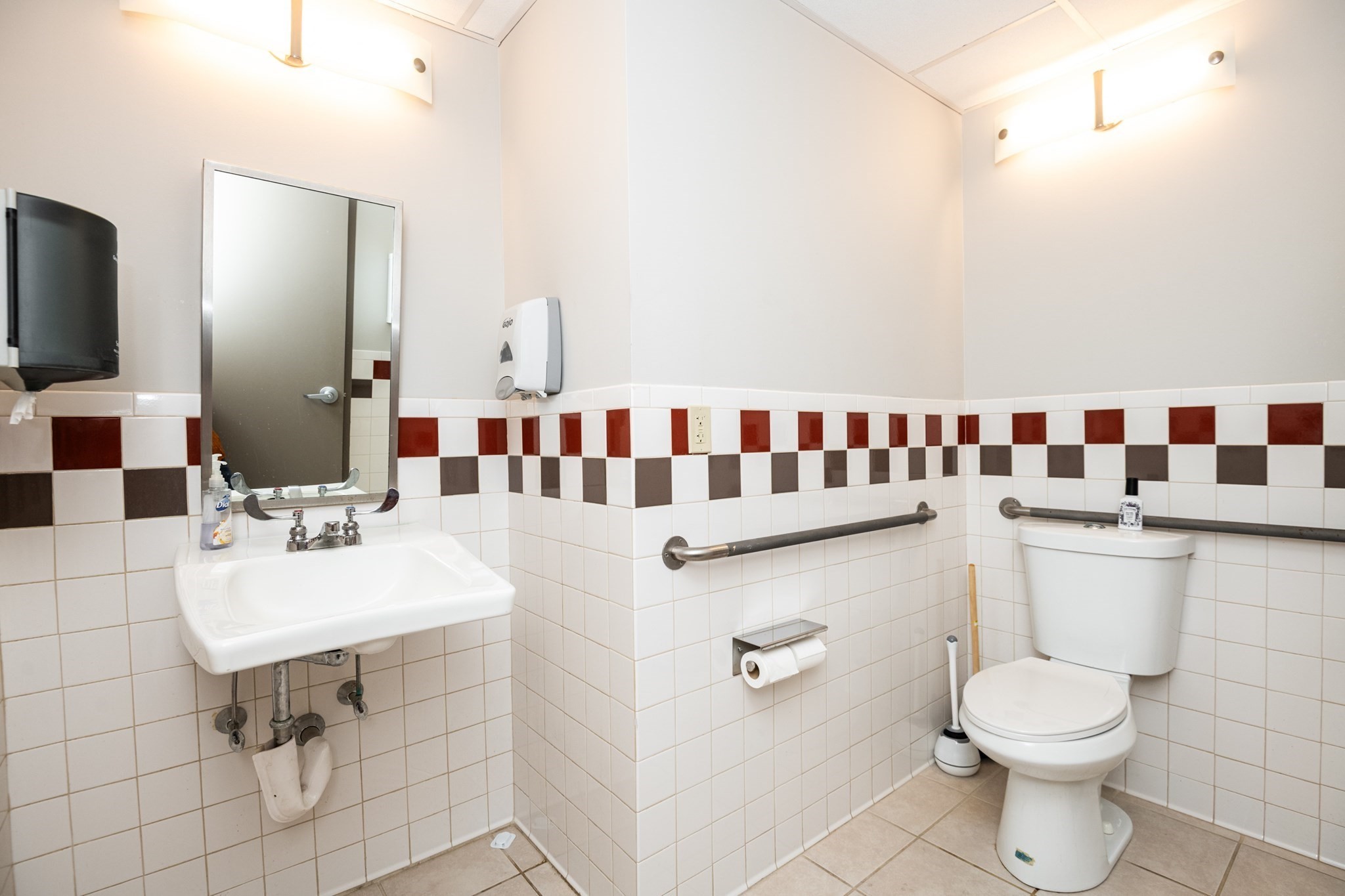 20 Conant St # 1b Property Photo 21