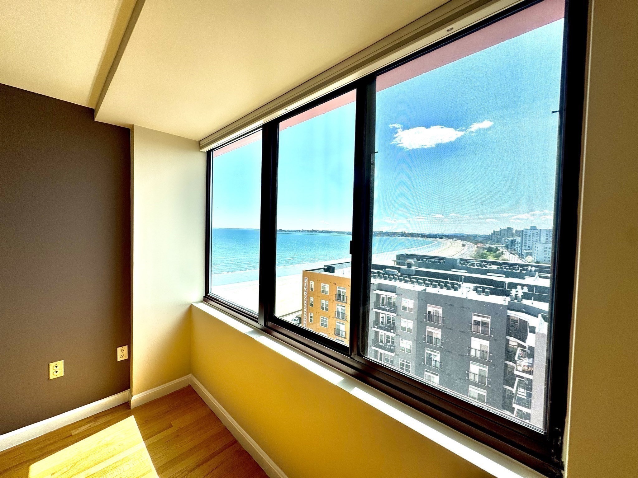 350 Revere Beach Blvd # 11e Property Photo 16