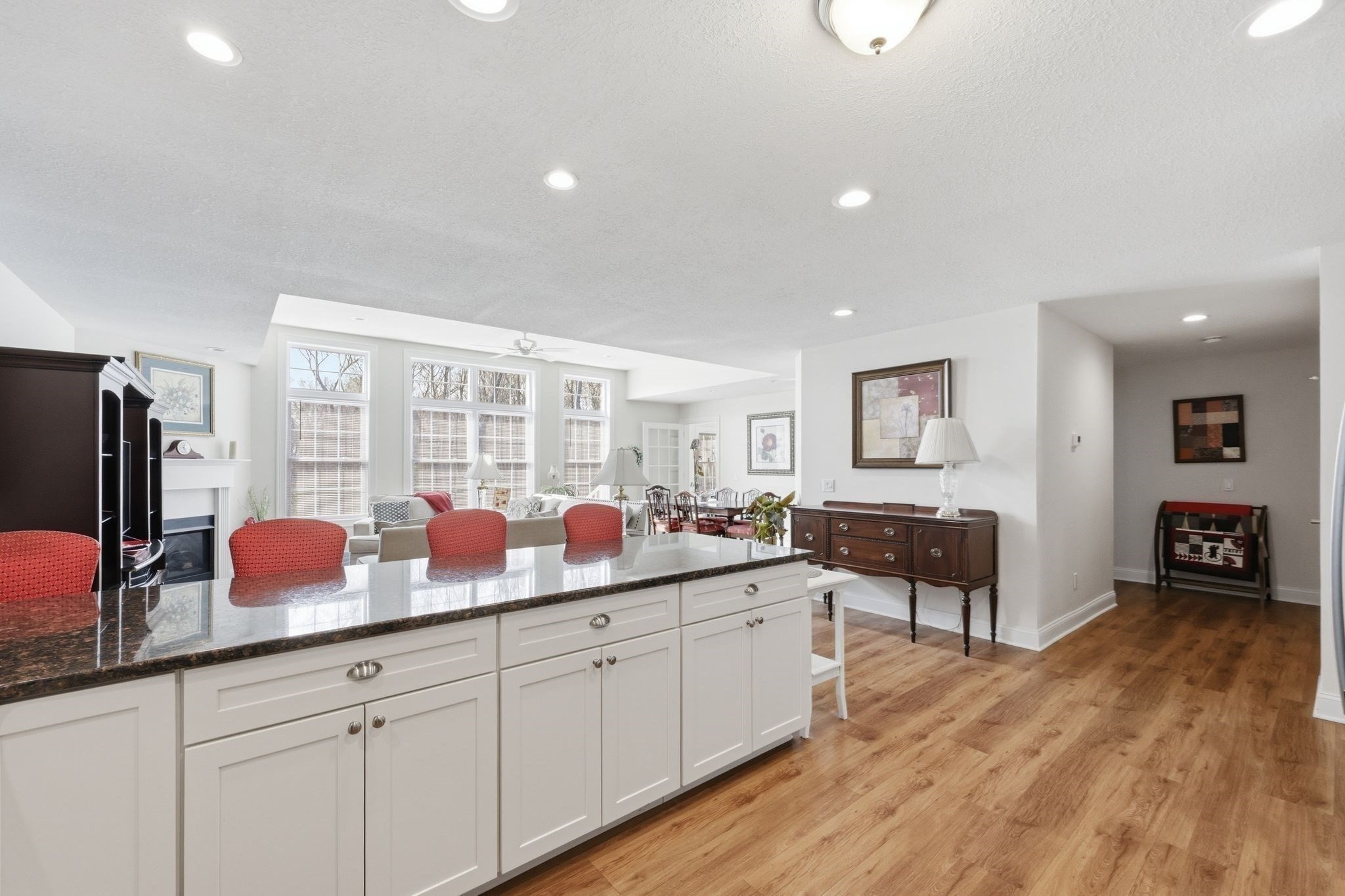 27 Lodge Lane # 27 Property Photo 8