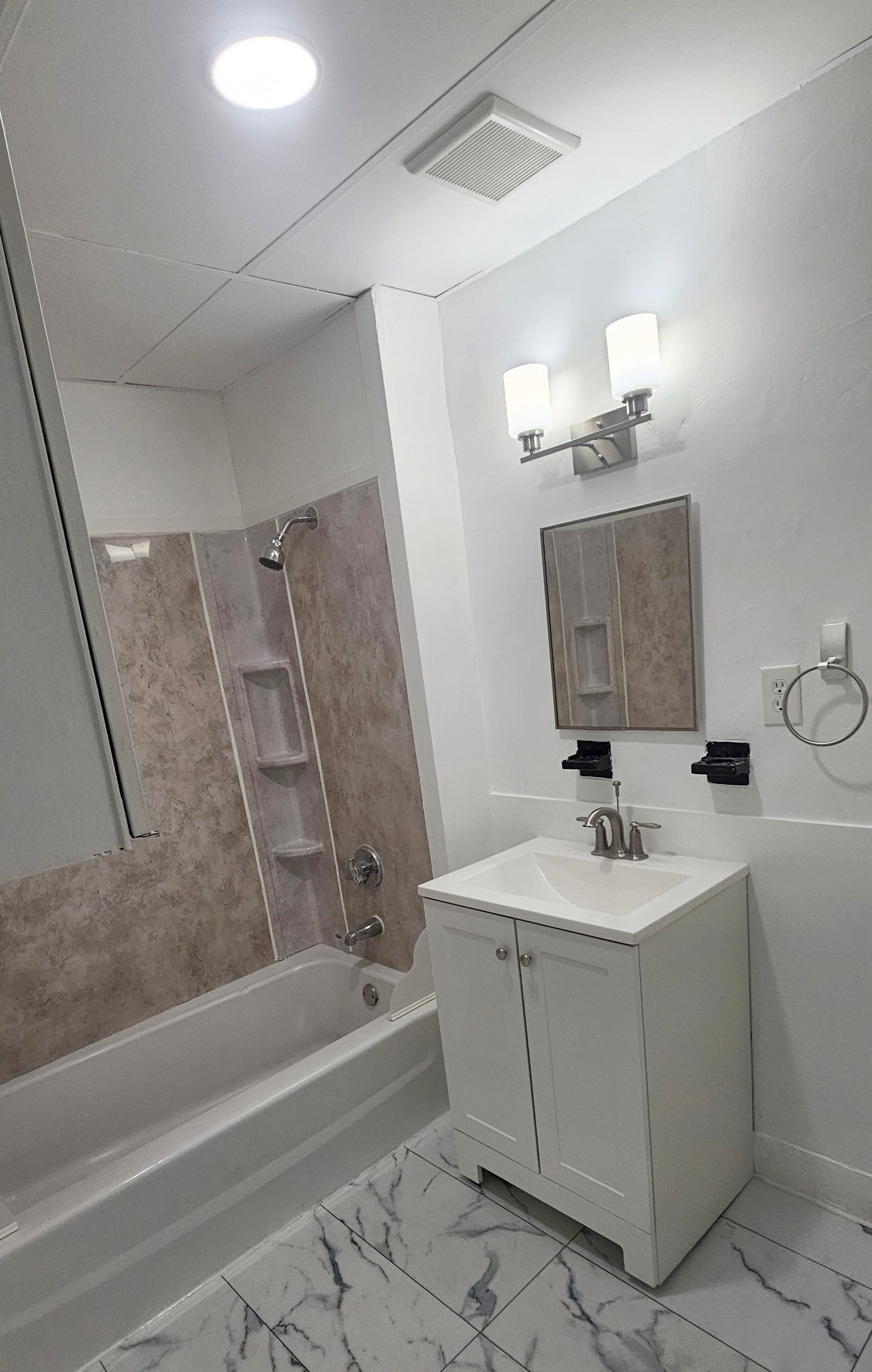 41 Orient St # 2 Property Photo 6