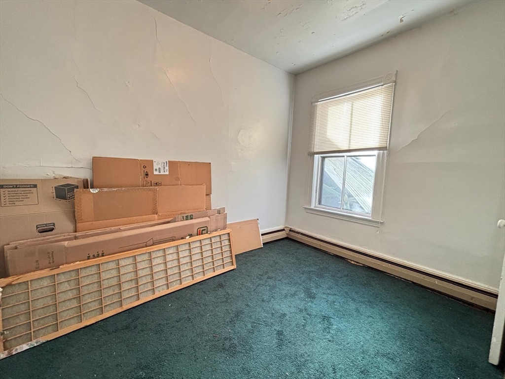 155 Amory St Property Photo 8