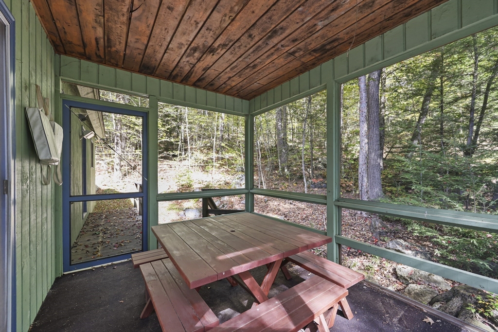 98 Loop Dr Property Photo 16
