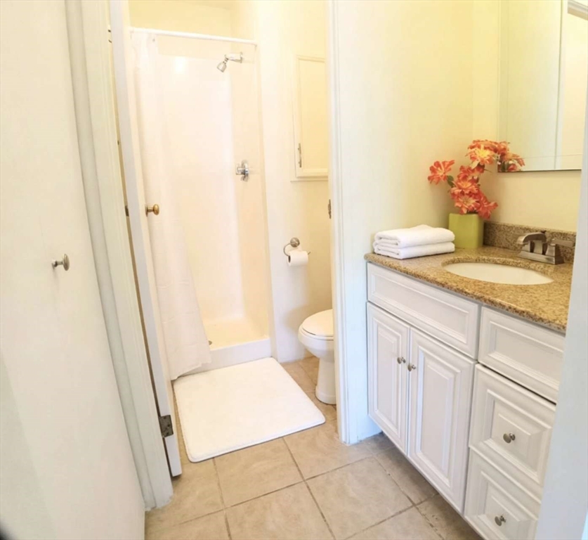 12 Mount Vernon St # 25 Property Photo 11