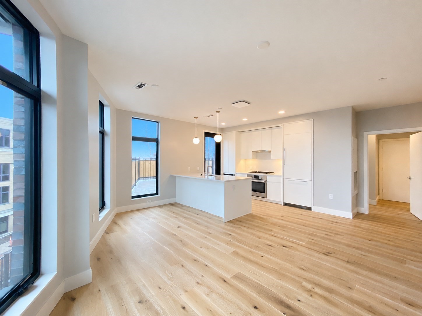 191 Washington St # 301 Property Photo 2