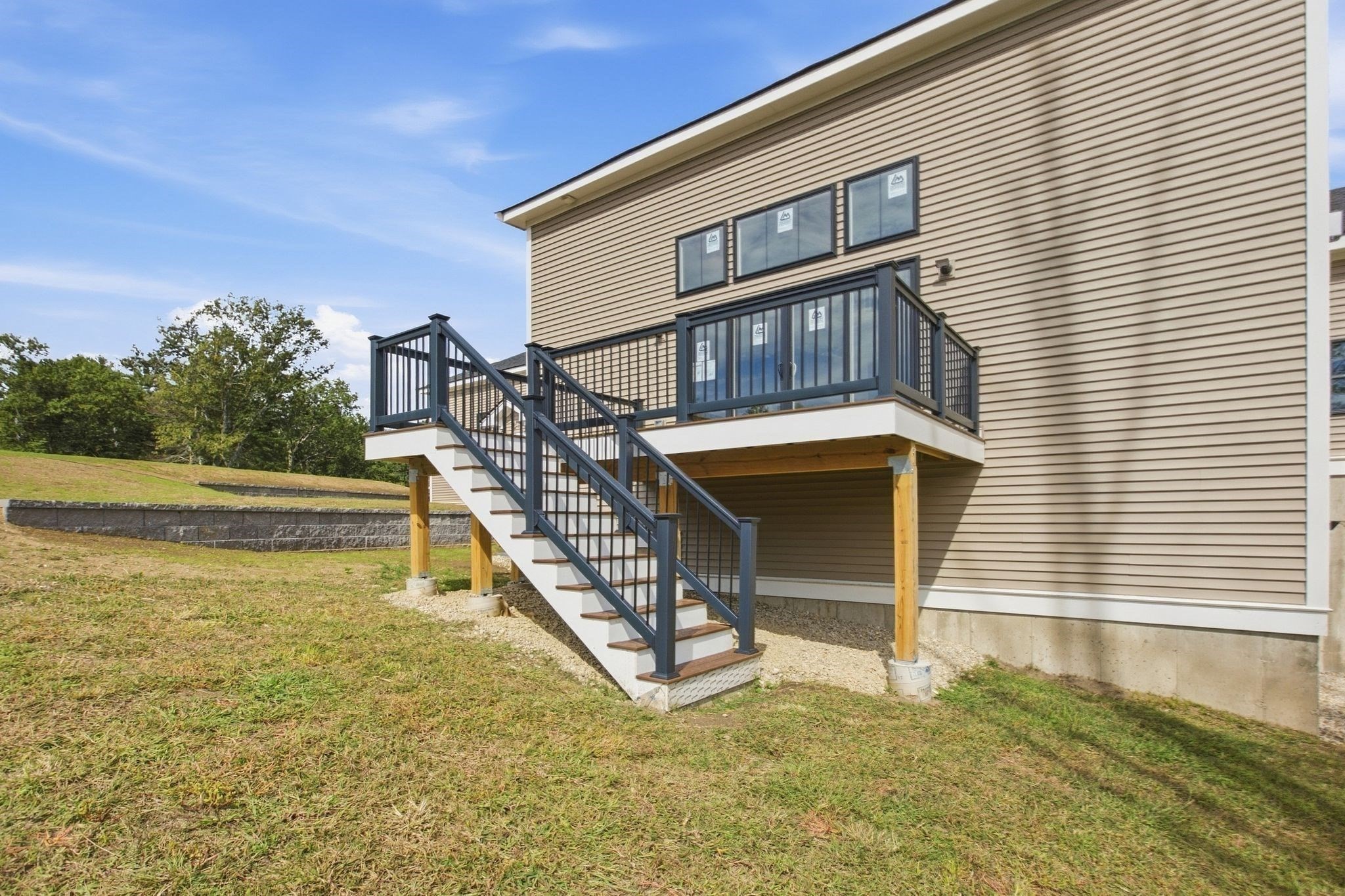 137 Essex Street Property Photo 15