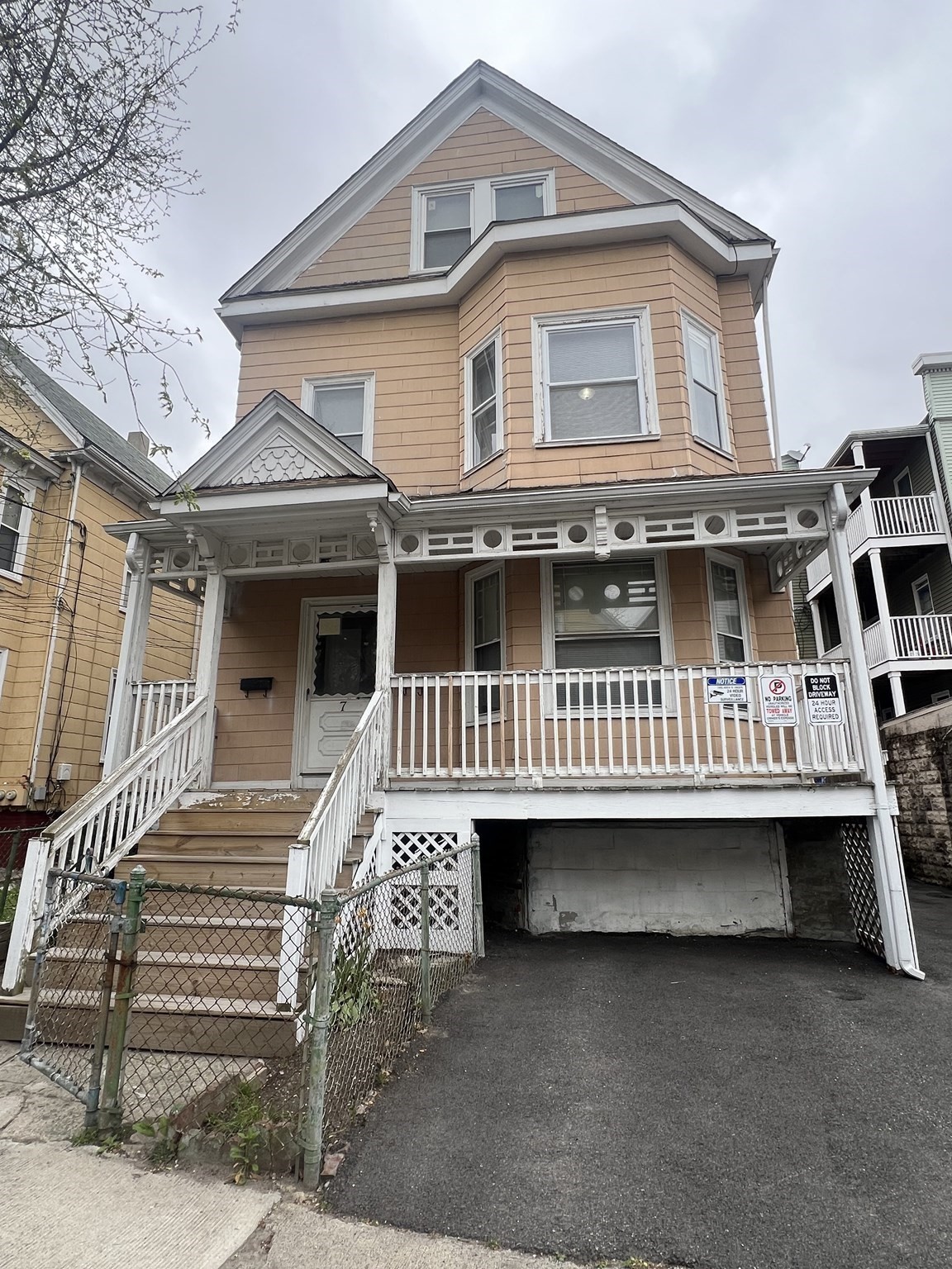 7 Stickney Ave Property Photo 2