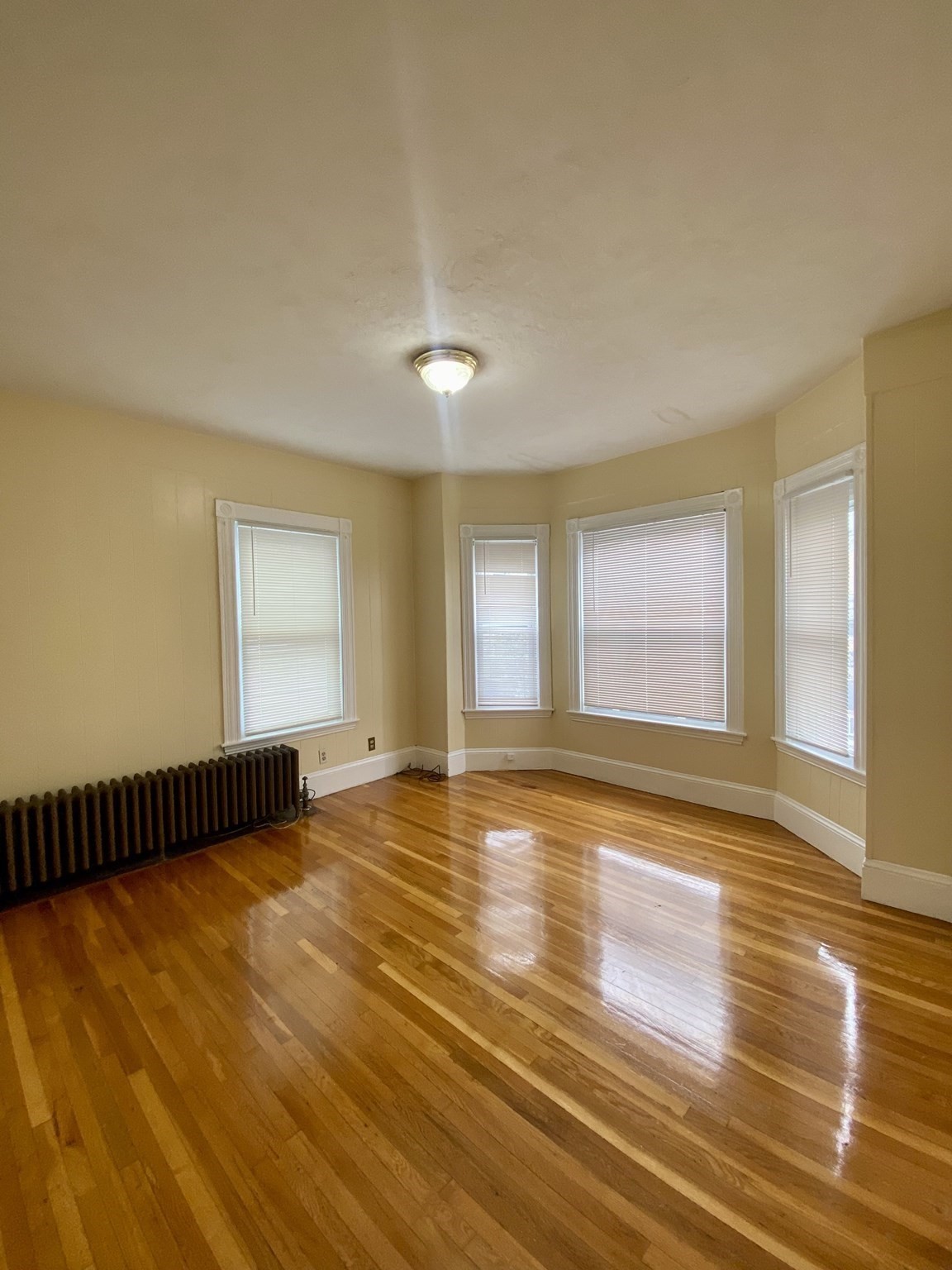 7 Stickney Ave Property Photo 10