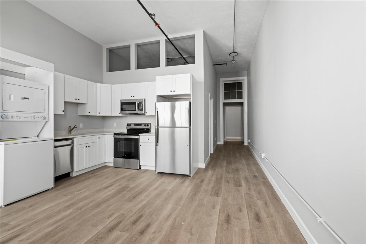 22 Waverly St # 101 Property Photo 5