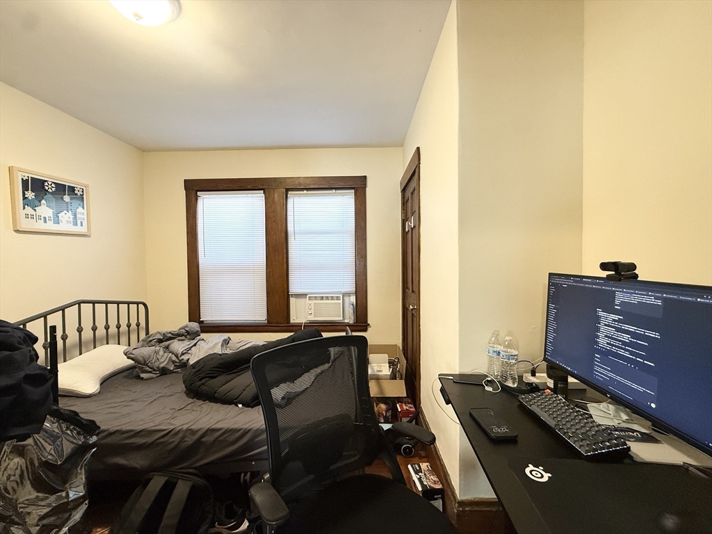 146 Webster Avenue # 1 Property Photo 8