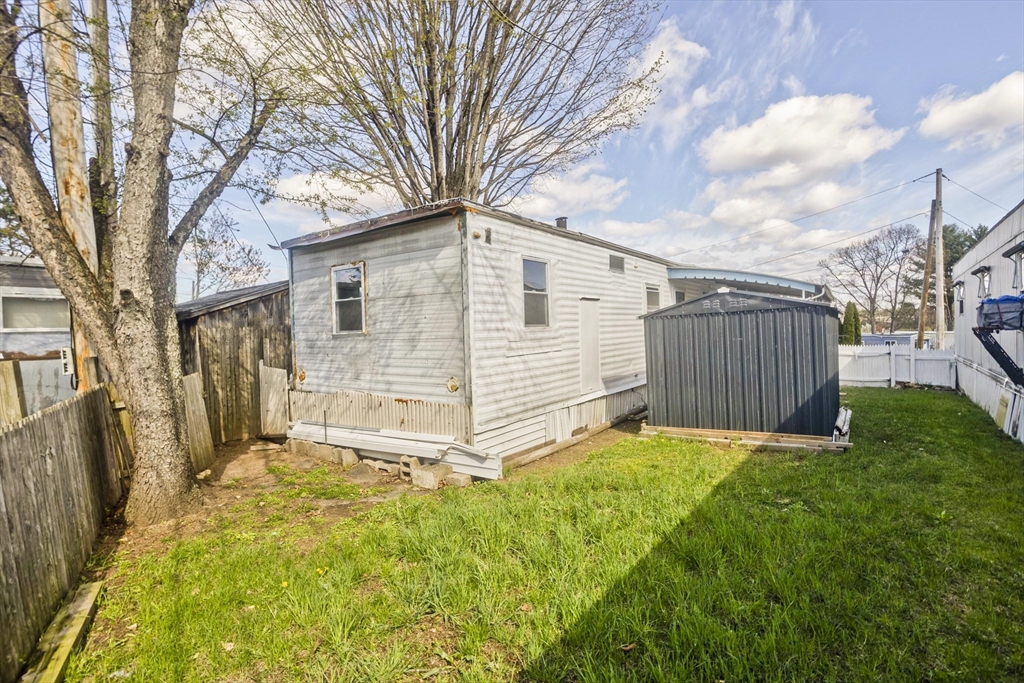 38 Klondike Ave Property Photo 2