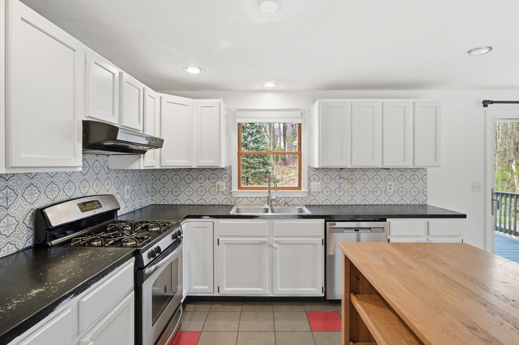 138 West St Property Photo 8