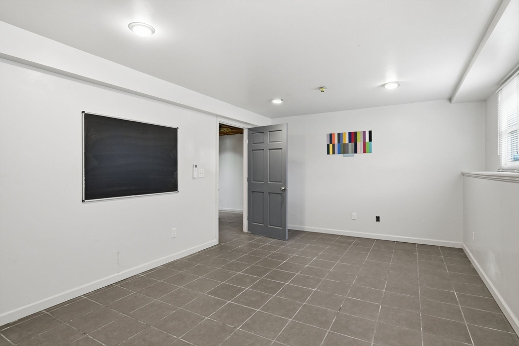 138 West St Property Photo 20