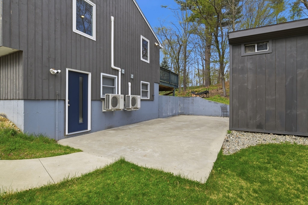 138 West St Property Photo 29