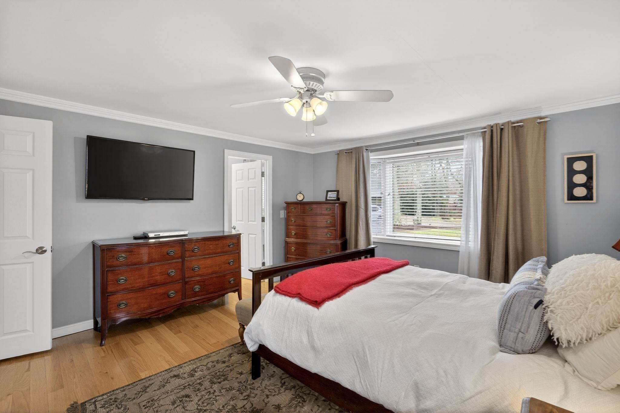 17 Property Photo 15
