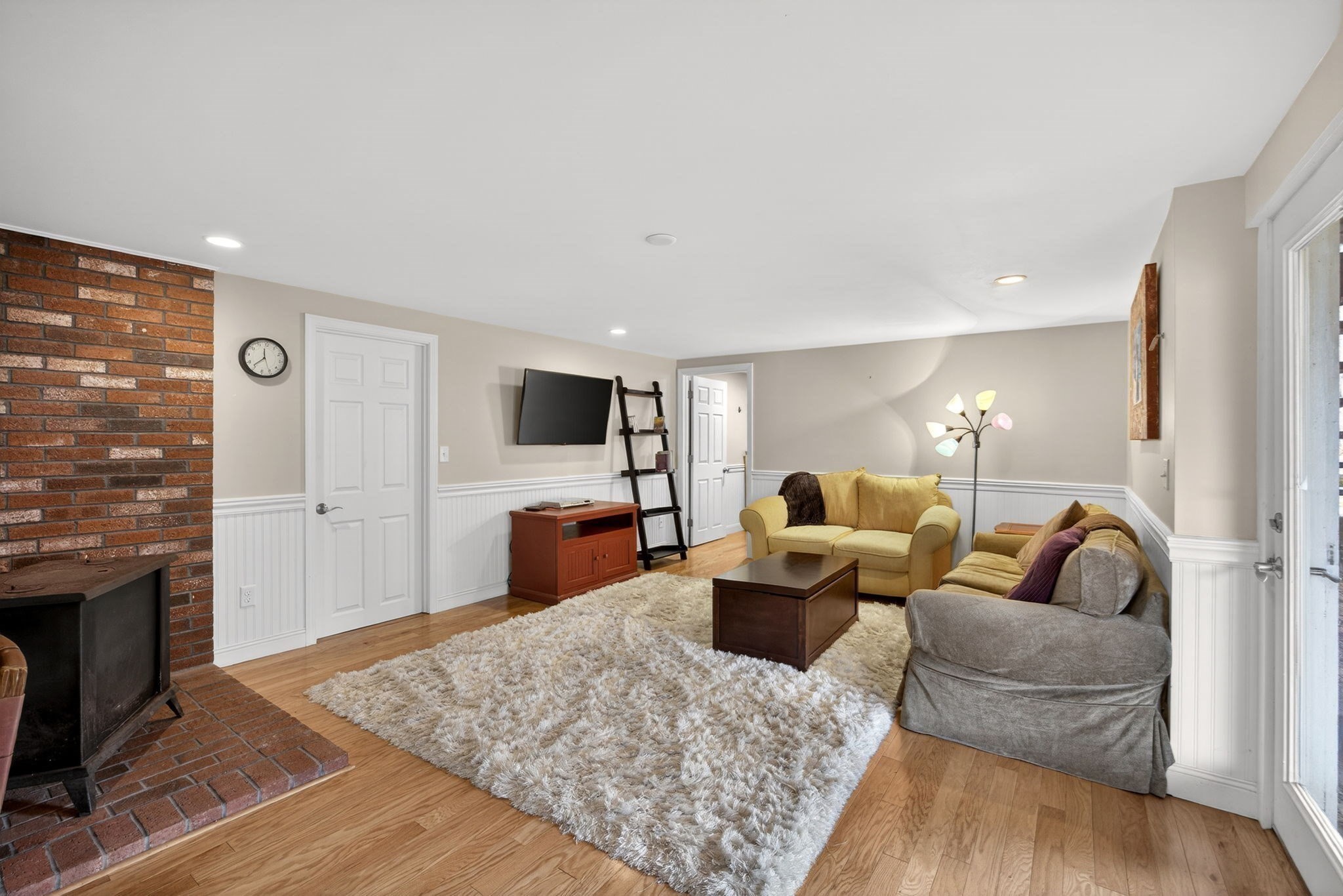 17 Property Photo 22