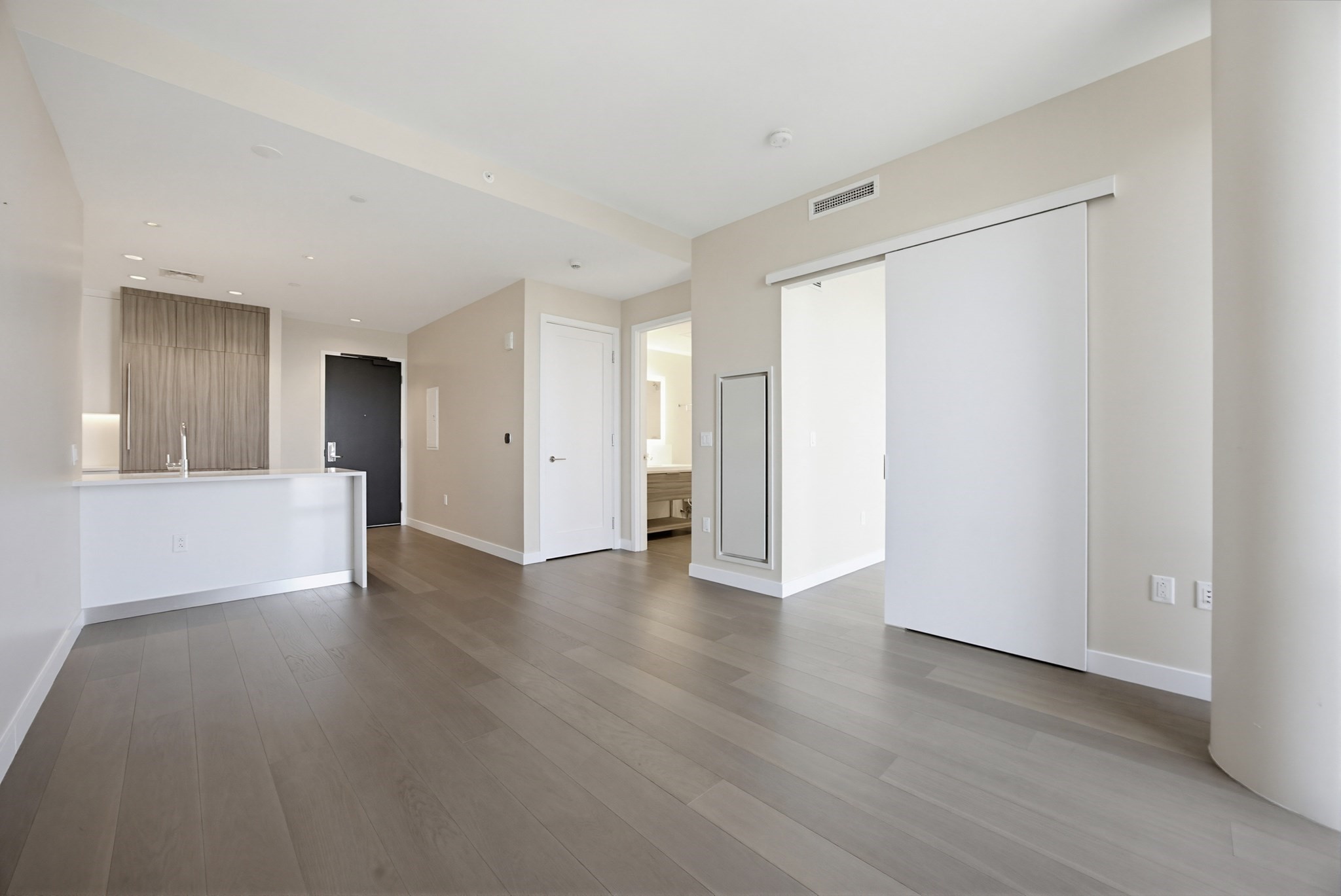 188 Brookline Ave # 19d Property Photo 2