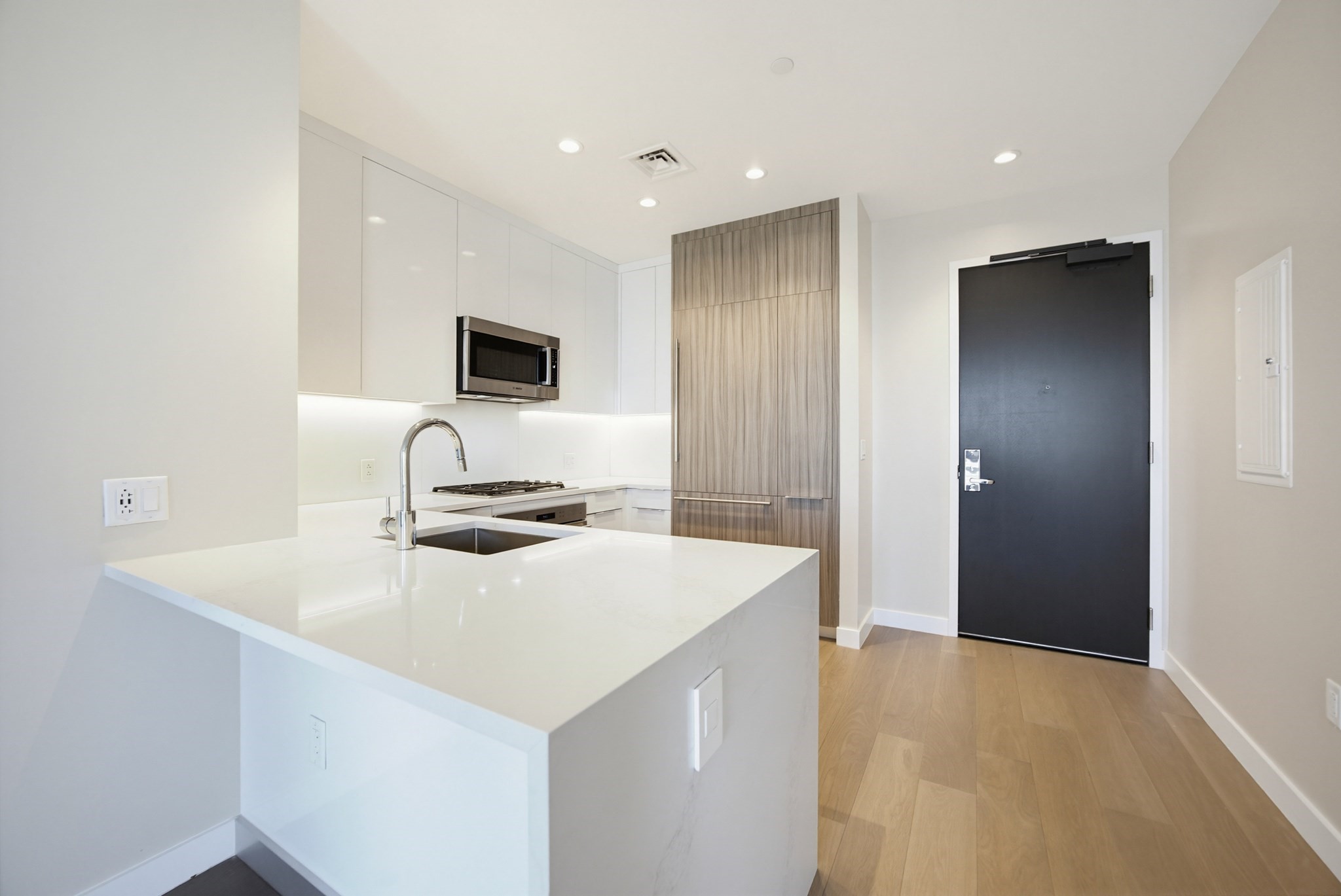 188 Brookline Ave # 19d Property Photo 4