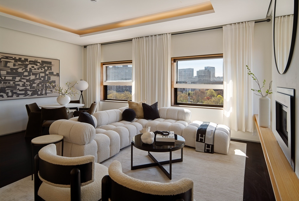 48 Beacon St # 12f Property Photo 3