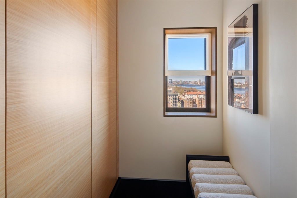 48 Beacon St # 12f Property Photo 14
