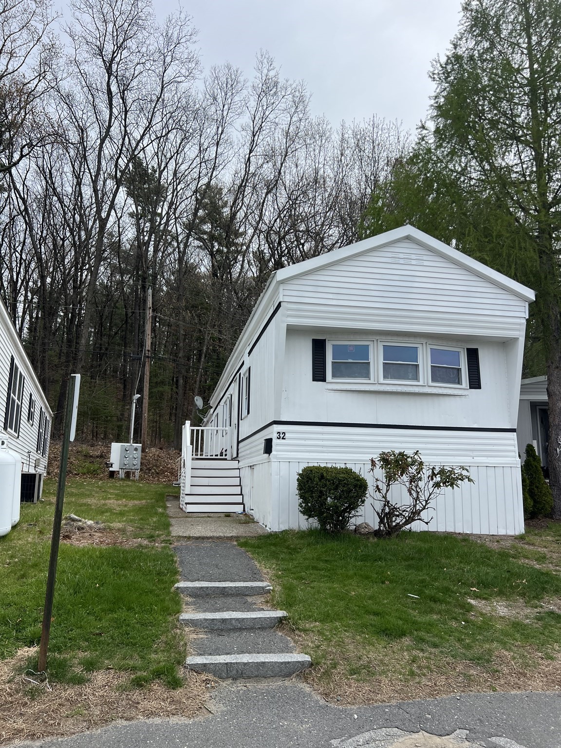 32 Mustang Avenue Property Photo 2