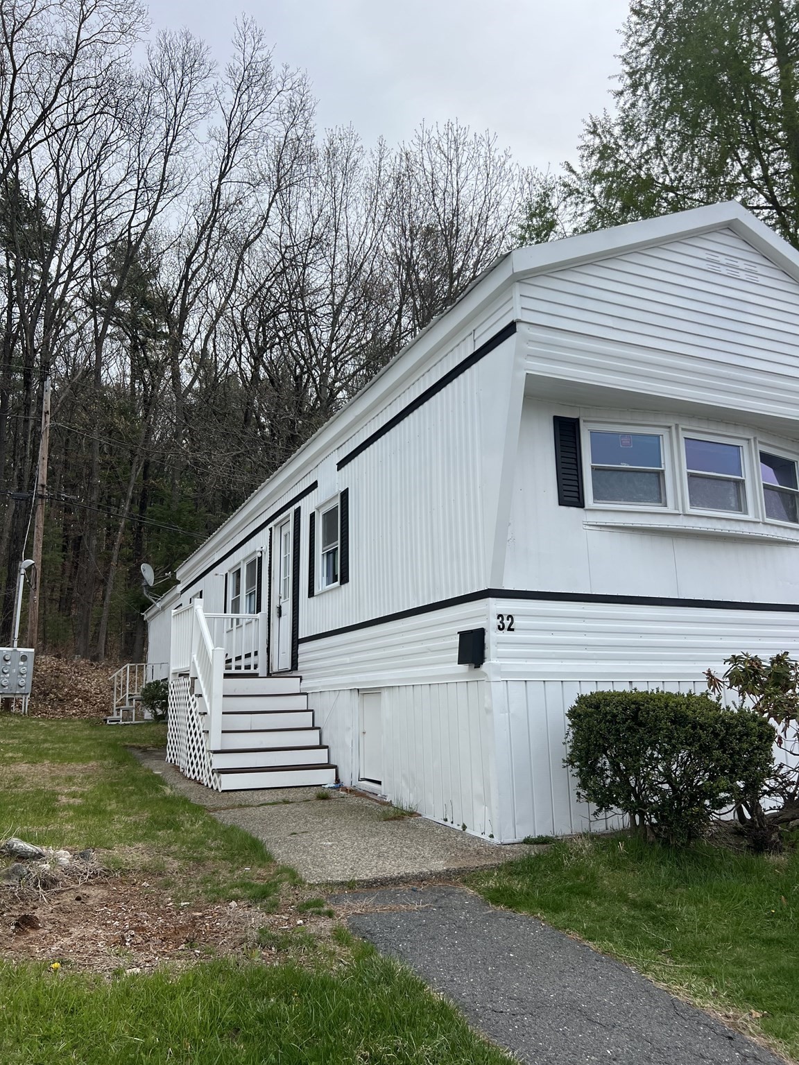 32 Mustang Avenue Property Photo 14