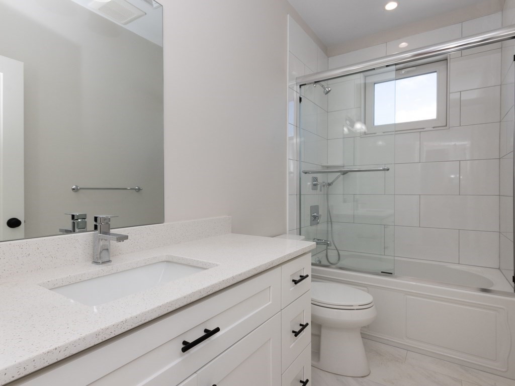 9 Tovar # 3 Property Photo 14