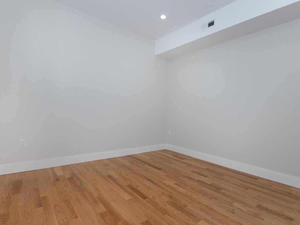 9 Tovar # 3 Property Photo 17