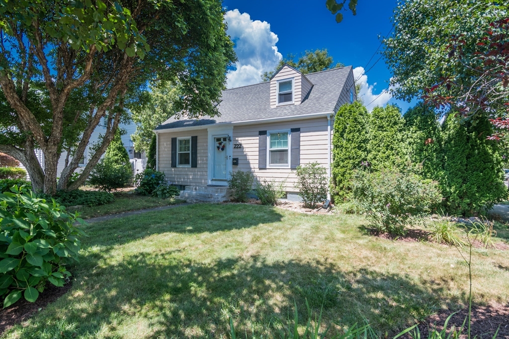 222 Plumtree Rd Property Photo 1