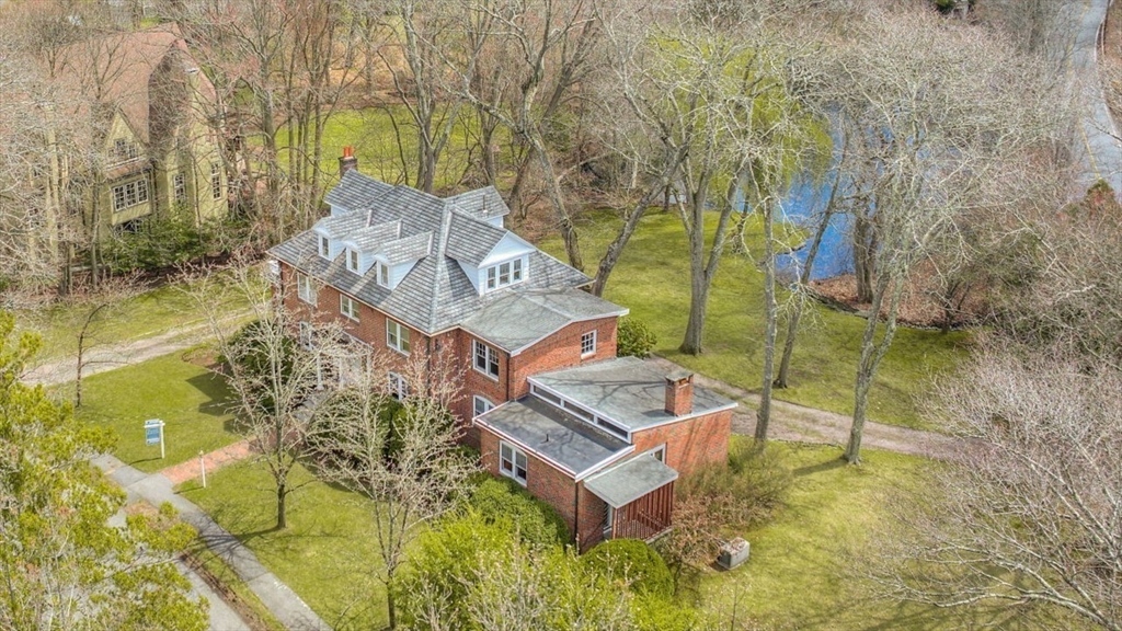 24 Radcliff Rd Property Photo 1