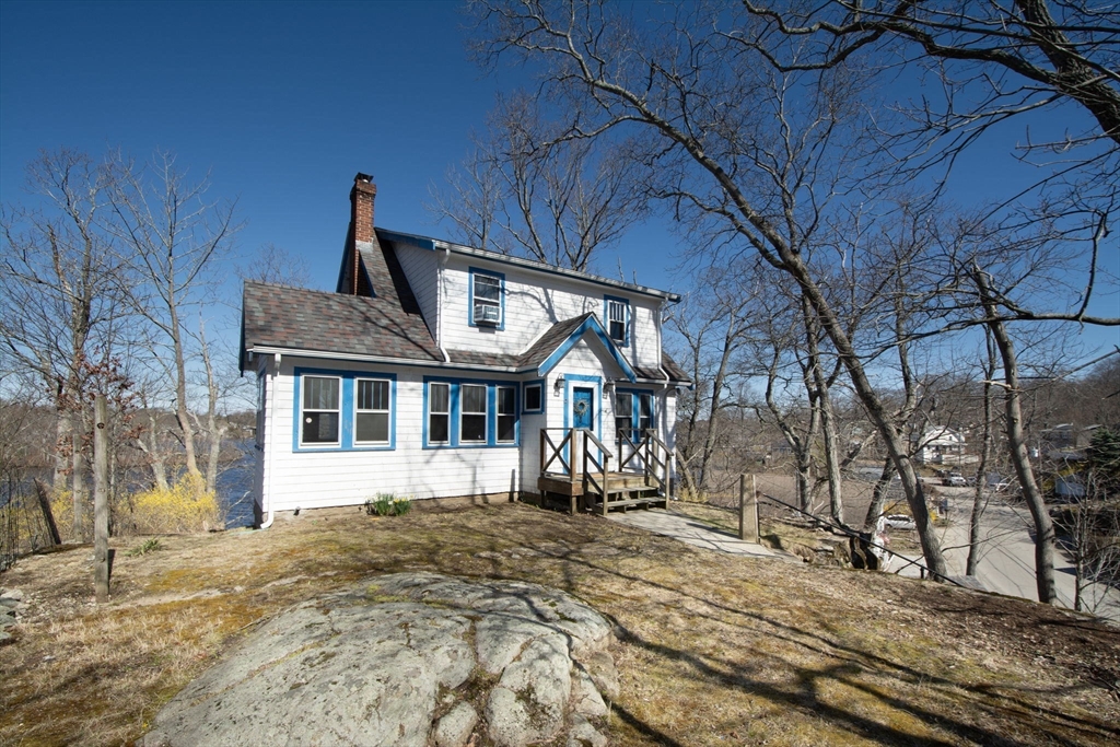86 Westminster Rd Property Photo 1