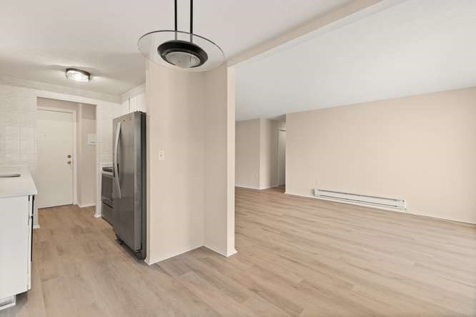 96 Main St # E6 Property Photo 5