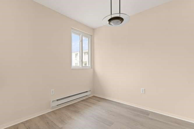 96 Main St # E6 Property Photo 6