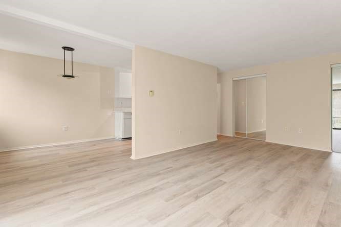 96 Main St # E6 Property Photo 7