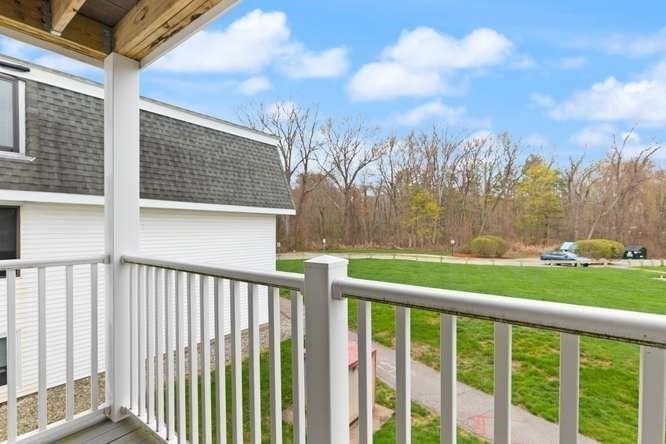 96 Main St # E6 Property Photo 10