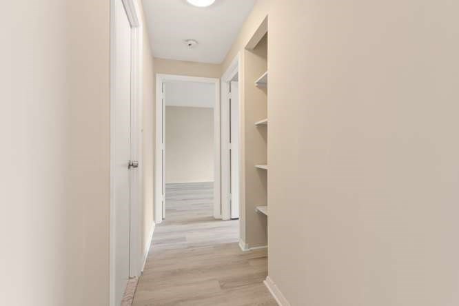 96 Main St # E6 Property Photo 11