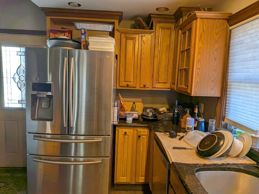 7 Willis Ave Property Photo 6