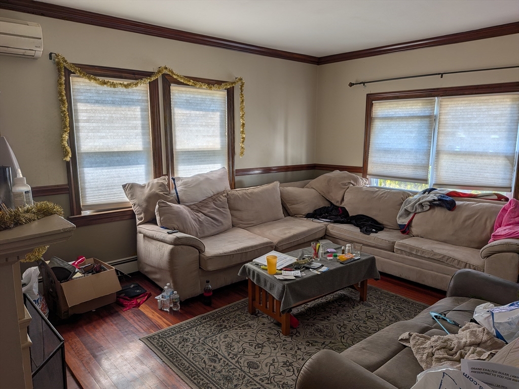 7 Willis Ave Property Photo 7