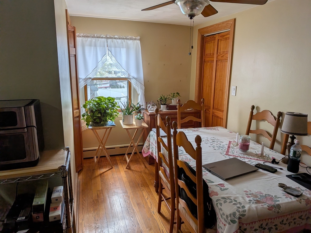 7 Willis Ave Property Photo 19