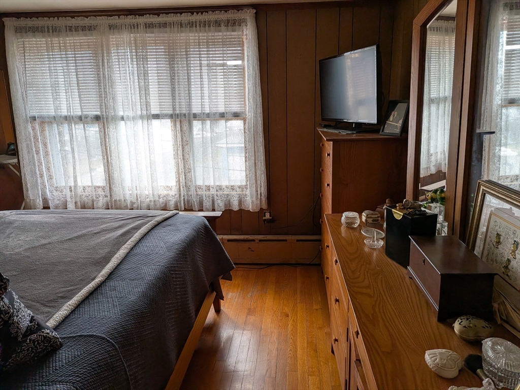 7 Willis Ave Property Photo 23