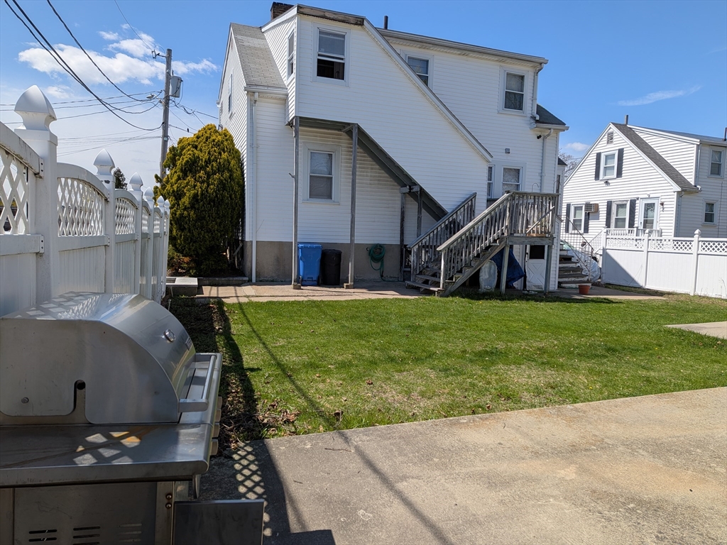 7 Willis Ave Property Photo 36