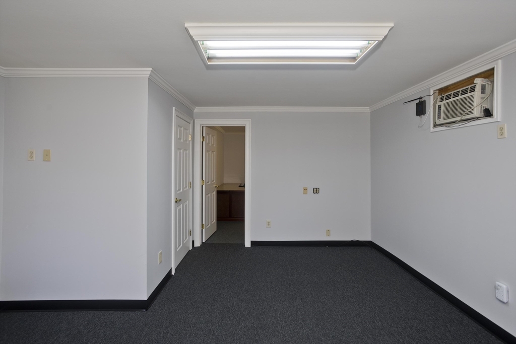902-910 Chicopee Street # 1r Property Photo 6
