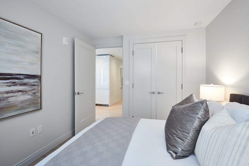 135 Seaport Blvd # 808 Property Photo 7