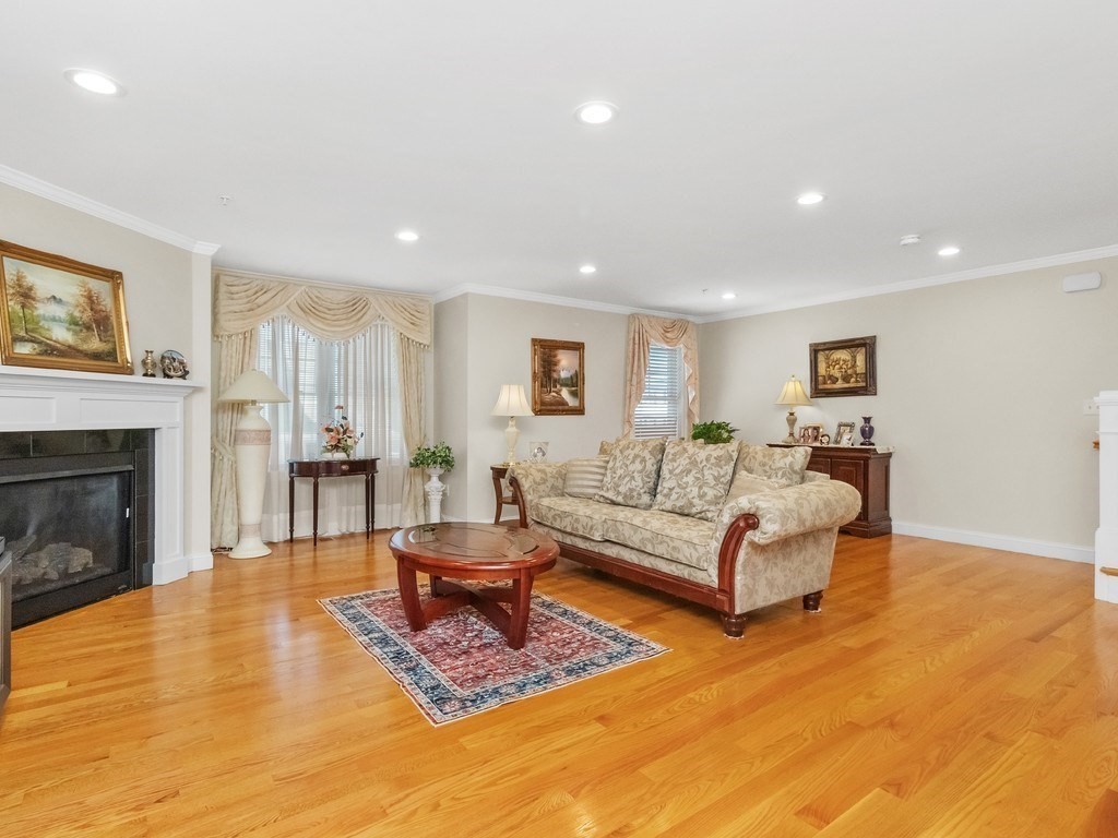 172 Bright Street # 3 Property Photo 9