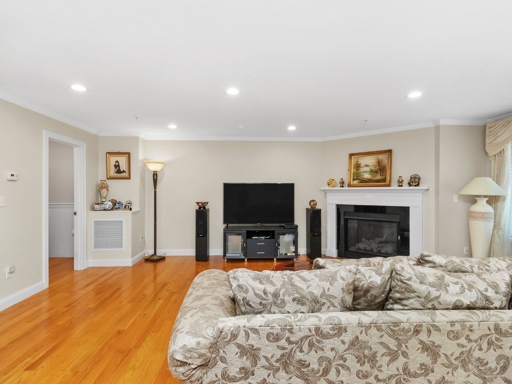 172 Bright Street # 3 Property Photo 10