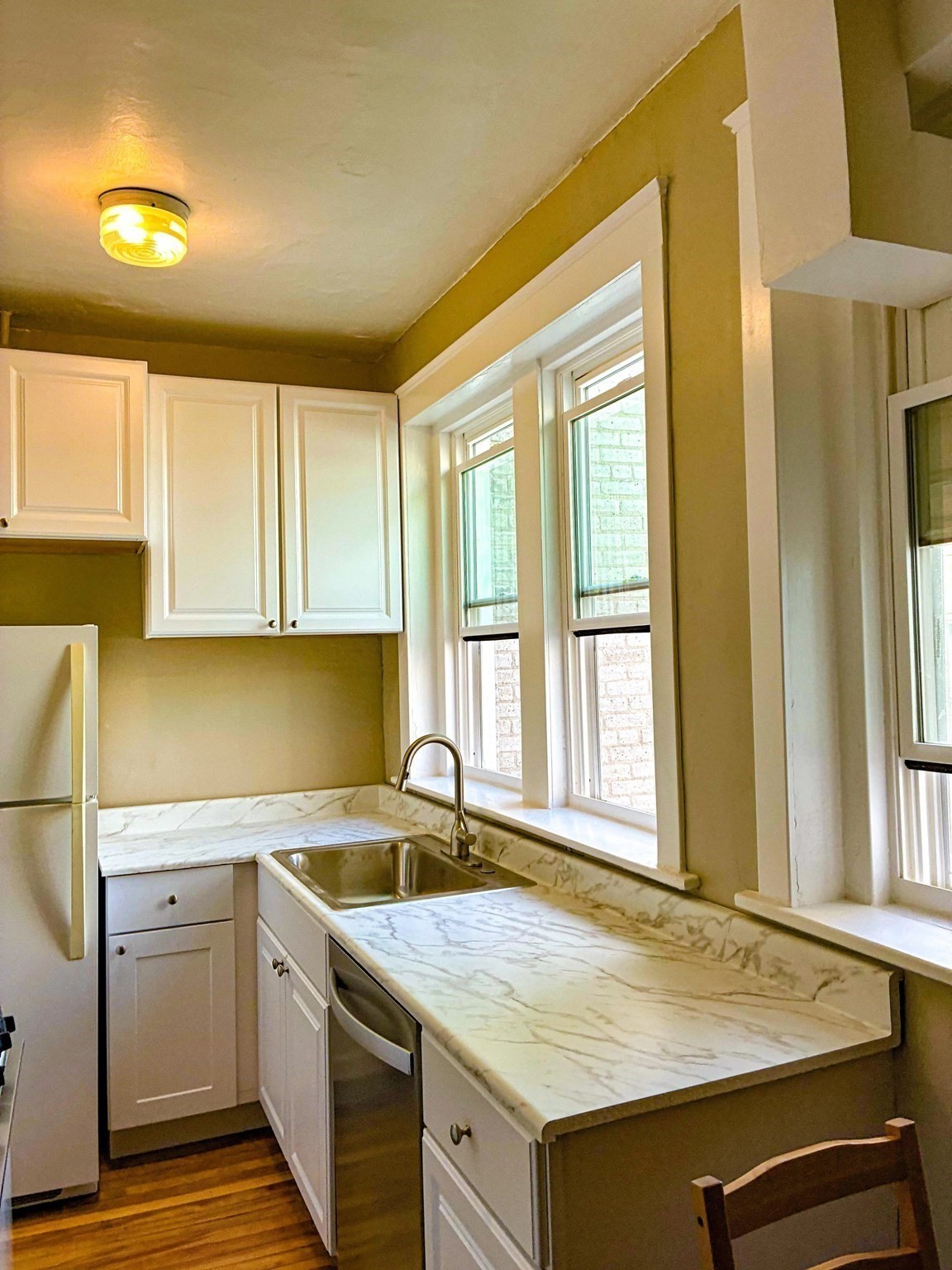 1633 Commonwealth Ave # 12 Property Photo 2