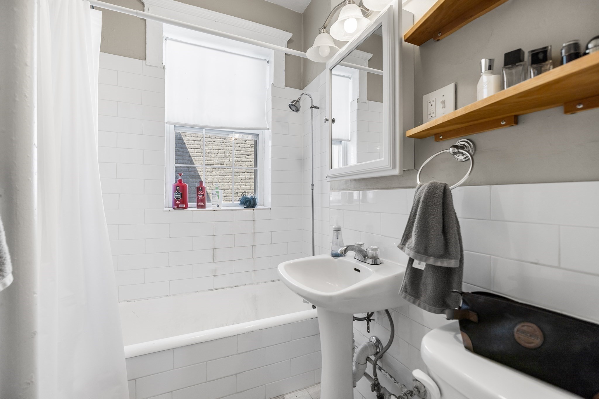1633 Commonwealth Ave # 12 Property Photo 10