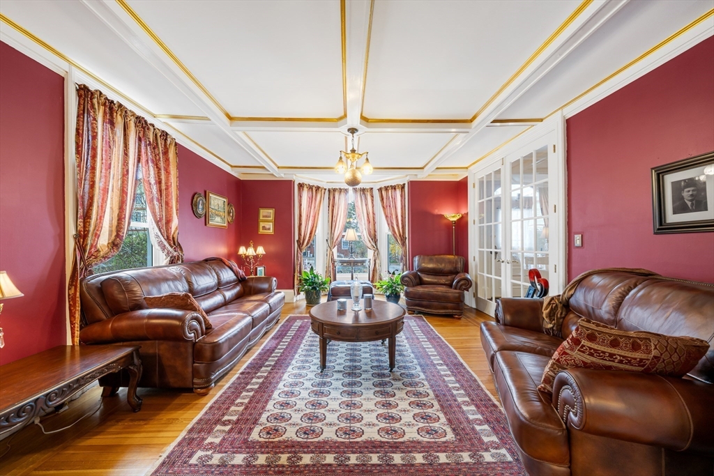 47 Highland Ave Property Photo 1