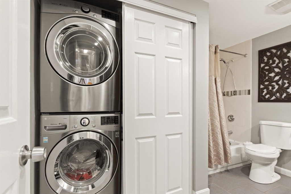 22 Ninth # 107 Property Photo 21