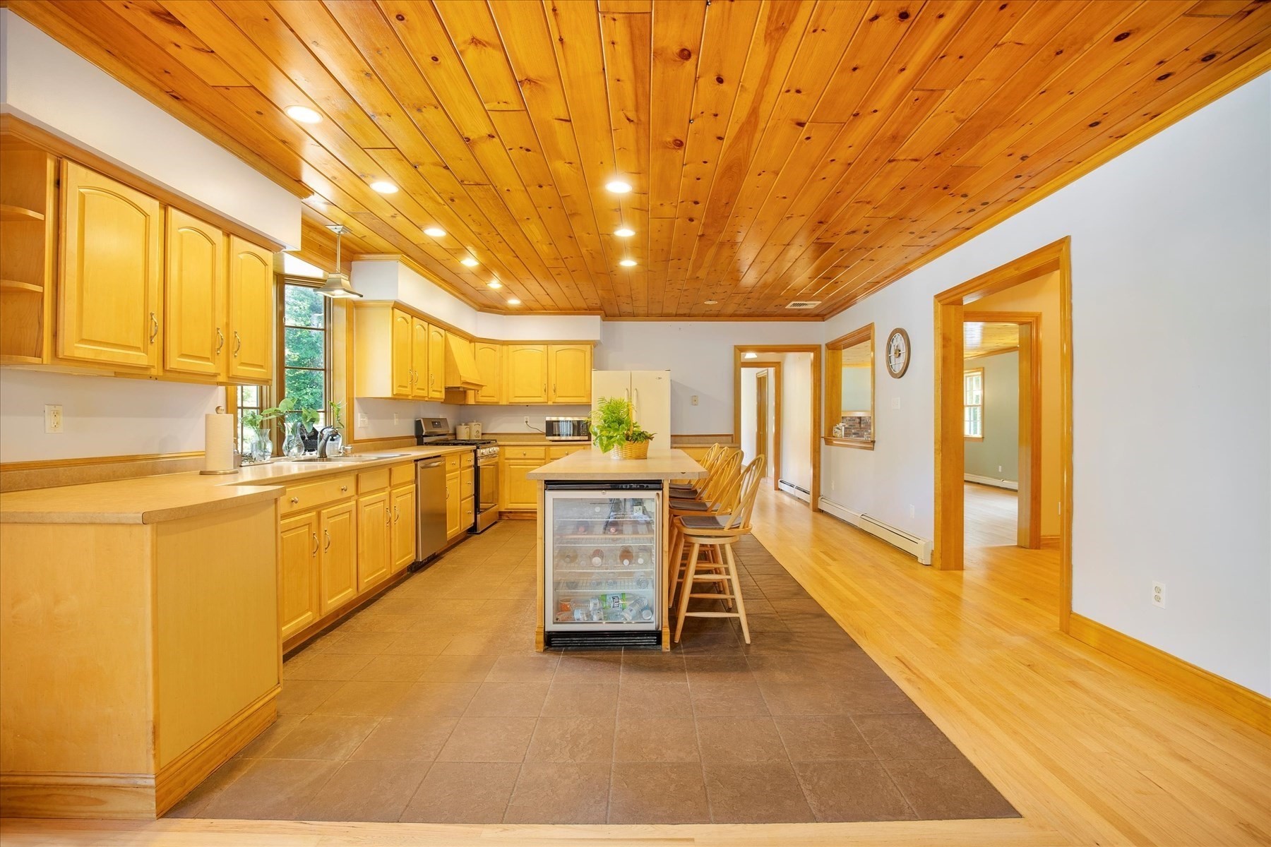 220 Mattapoisett Rd Property Photo 10